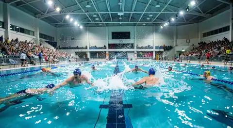 Два серебра чемпионата Европы: как курганская пловчиха прославила регион