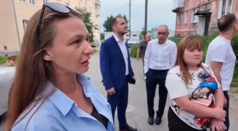 Жители аварийного дома из Серова мечтают о новом жилье