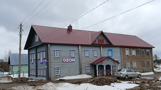 До 5,28 млн ₽ на один пункт выдачи — и плата за работу с 1 декабря. Ozon одной рукой даёт, другой берёт