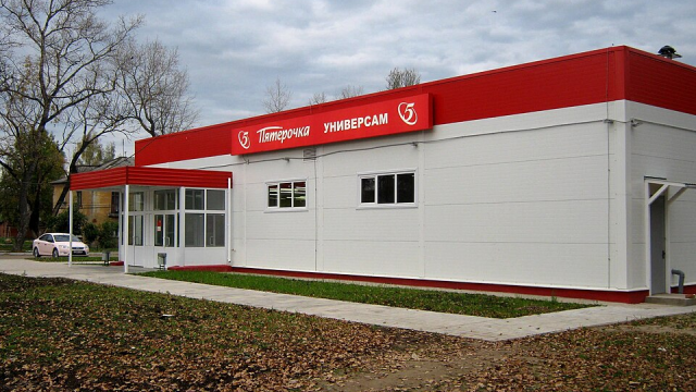 Деньги — от одного, опыт — от другого. «Пятёрочка» открыла первый магазин, где директор стал партнёром франчайзи