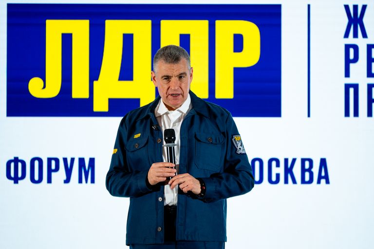 Отрасль ЖКХ нужно возвращать под контроль государства