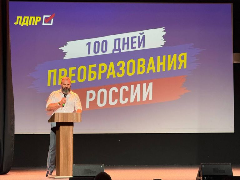 На обсуждении «100 дней преобразования России» говорил о том, что нужно Уралу